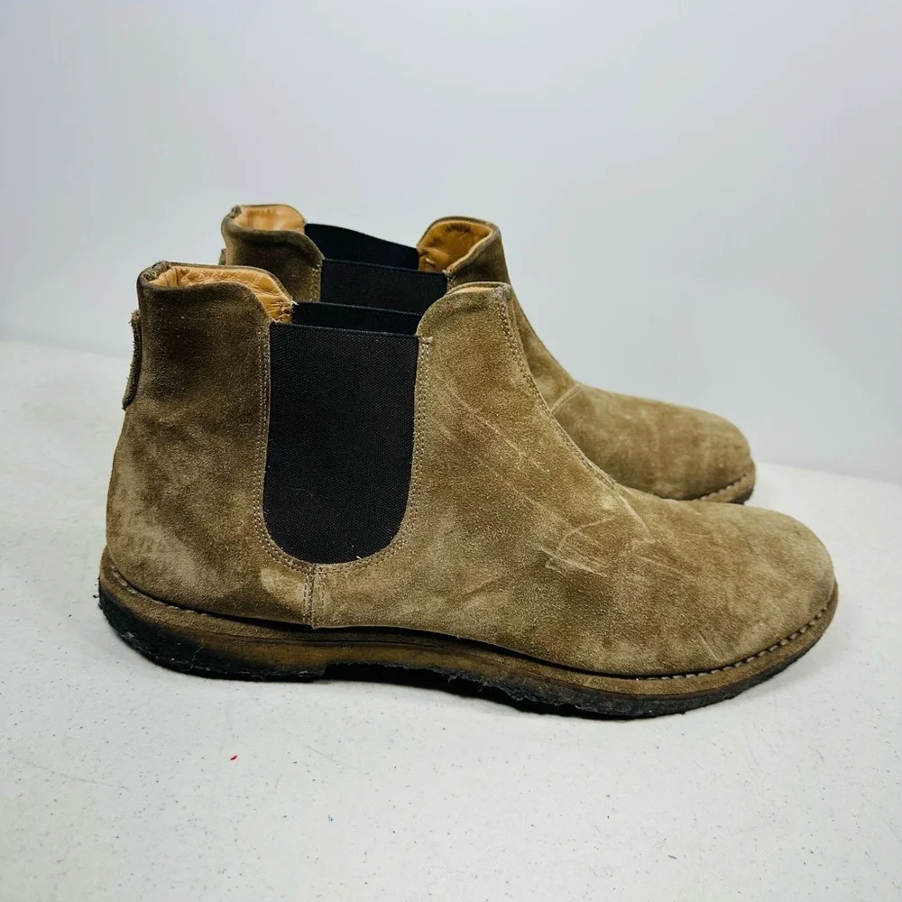 Vince Suede Chelsea Boots Crepe Sole Taupe Men's Size 11 US